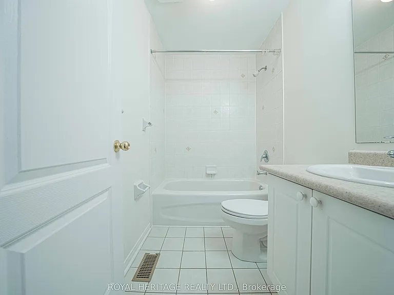 344 Castlemore Ave — Photo 45