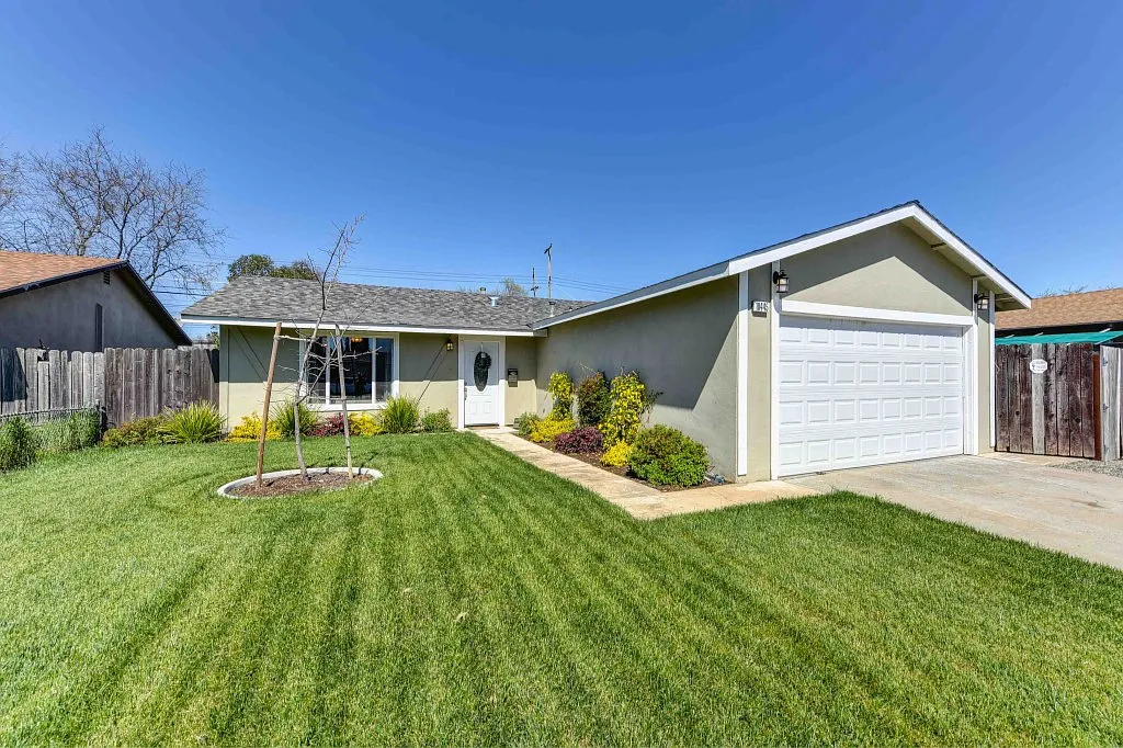 10445 Mills Tower Dr photo 1