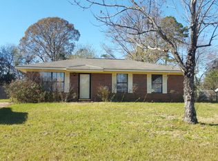 250 Hazelwood St, Ozark, AL 36360