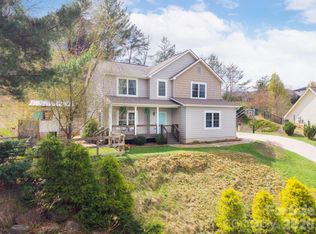 21 Moss Pink Pl, Asheville, NC 28806