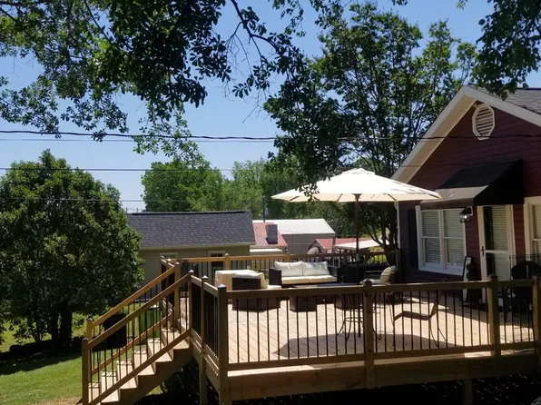 720 S Howard Ave, Landrum, SC 29356