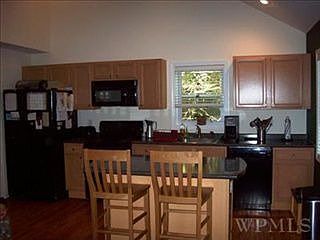 1st image of 67 Beekman Dr