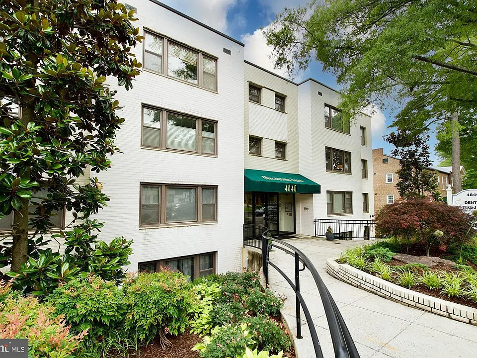 4840 Macarthur Blvd NW #504