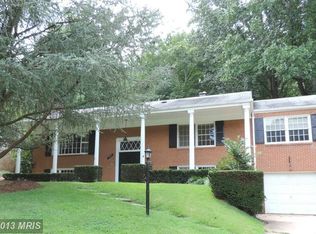 1565 Forest Villa Ln, Mc Lean, VA 22101