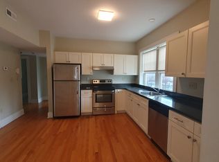 209 Garden St APT 2C, Hartford, CT 06105