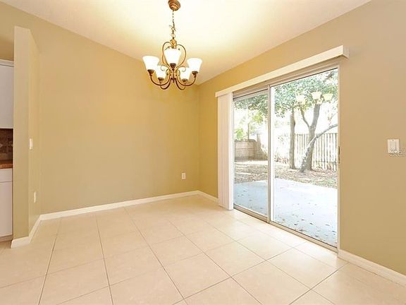 3rd image of 4090 Malden Dr