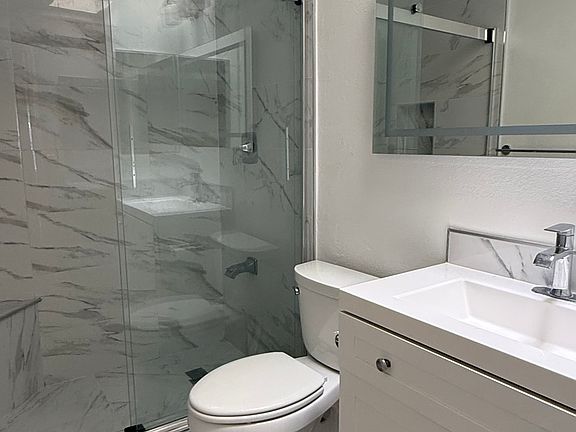 Bathroom ( master bath)