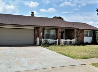 529 Tucker Ave, Clovis, NM 88101