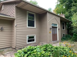 7133 Mount Pleasant Dr, West Bend, WI 53090