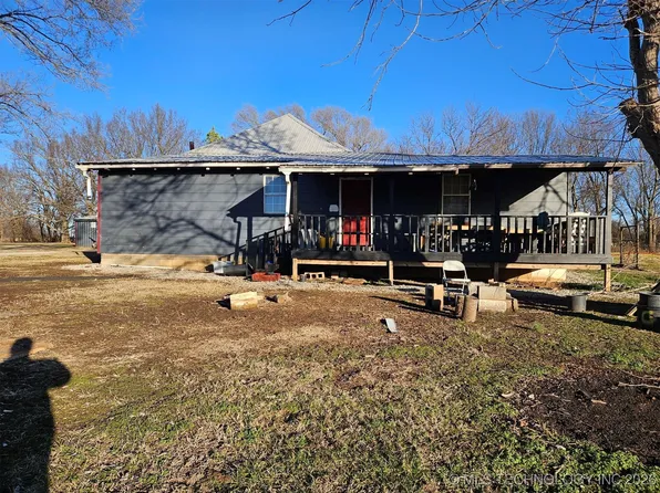 121 Rural Rte #1, Delaware, OK 74027