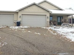 4305 203rd Ln NW, Oak Grove, MN 55303