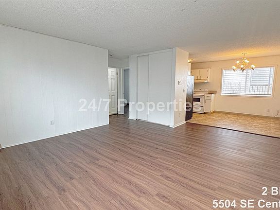 3rd image of 5504 SE Center St APT B