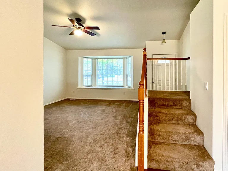 539 Fall Dr — Photo 9