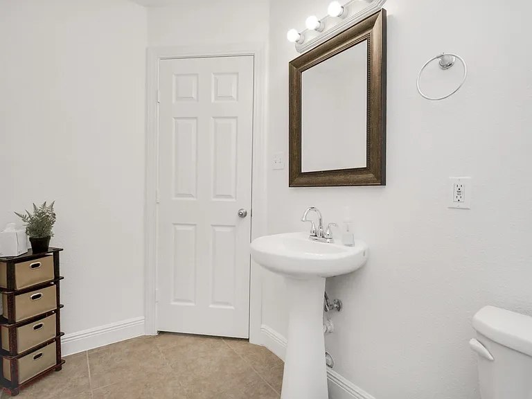7830 Pardee St — Photo 16
