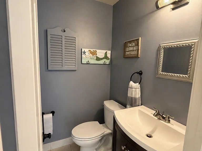 1360 Sycamore Rd — Photo 35