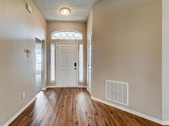 4th image of 1802 Mesa Ct