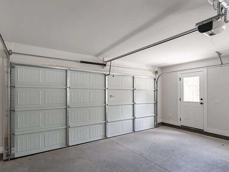Maybrook Terraces — Photo 18