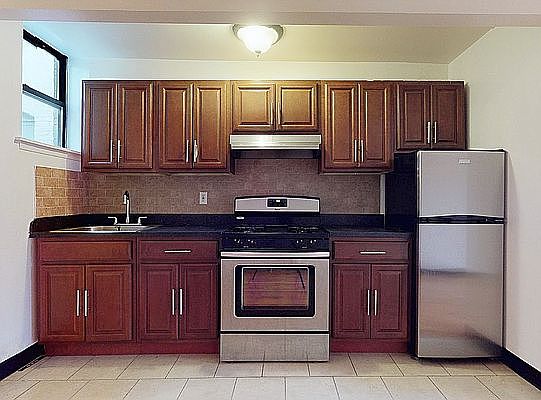 3rd image of 109 W 113th St APT 5B