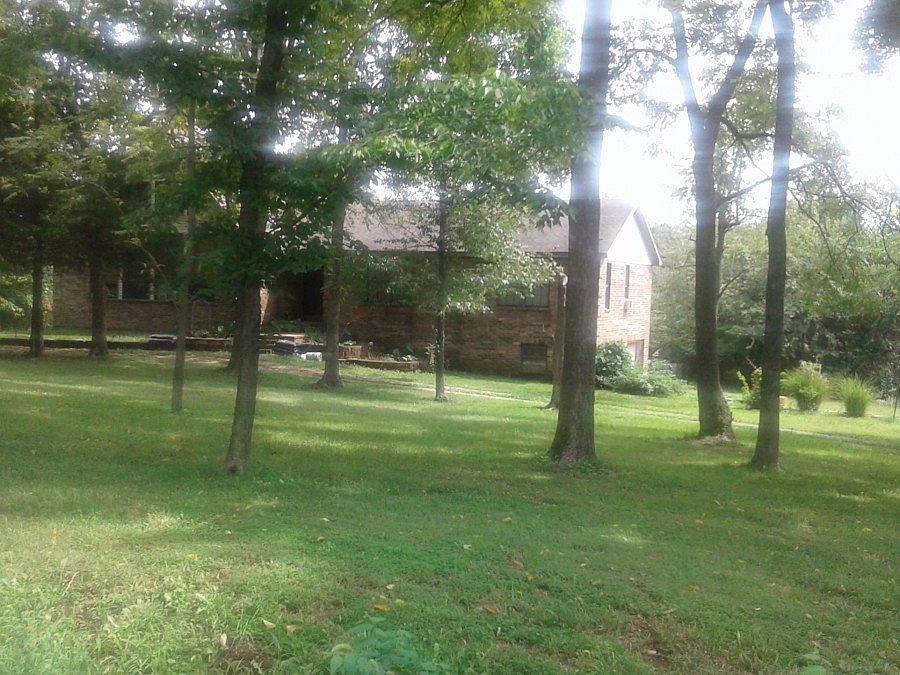 2nd image of 11804 N Farm Road 209