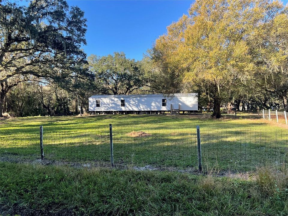 1st image of 1282 NE River Rock Dr