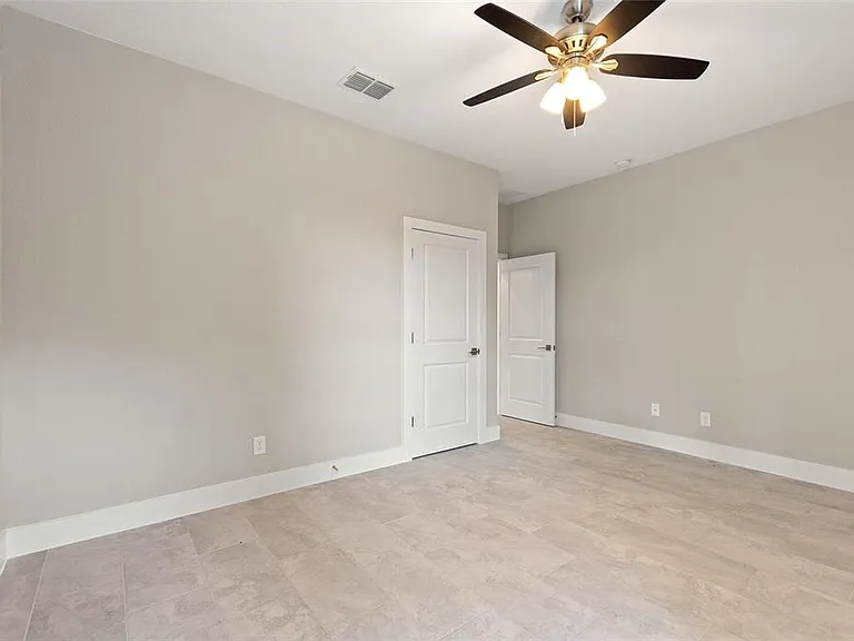 3707 Fontainebleau St — Photo 18