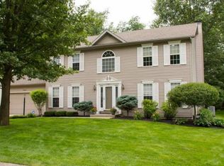 54529 Oak Leaf Dr, Mishawaka, IN 46545