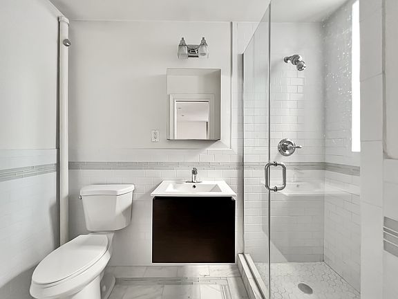 5th image of 54 E 3rd St #23