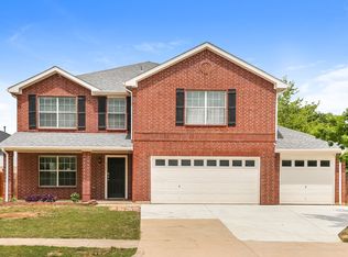 4701 Valleyview Dr, Mansfield, TX 76063
