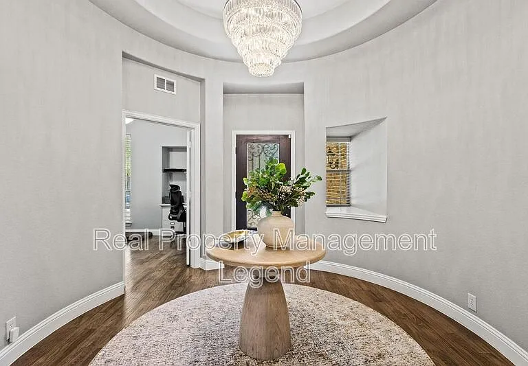 1451 Cedar Hollow Dr — Photo 6