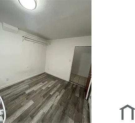 1818 N Broadway — Photo 2