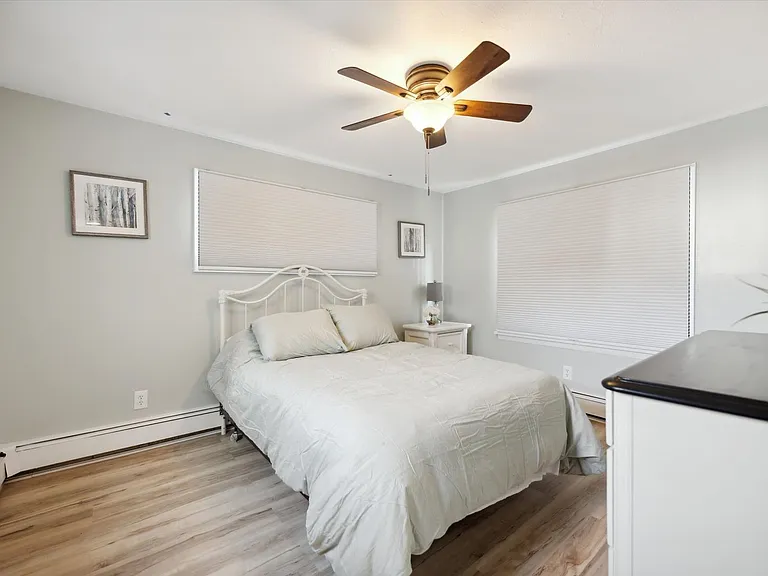 26 N Aurora Rd — Photo 11