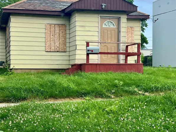 1017 Stocker Ave, Flint, MI 48503