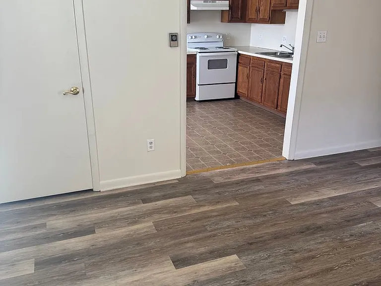 515 Ridge Ave #521 — Photo 24