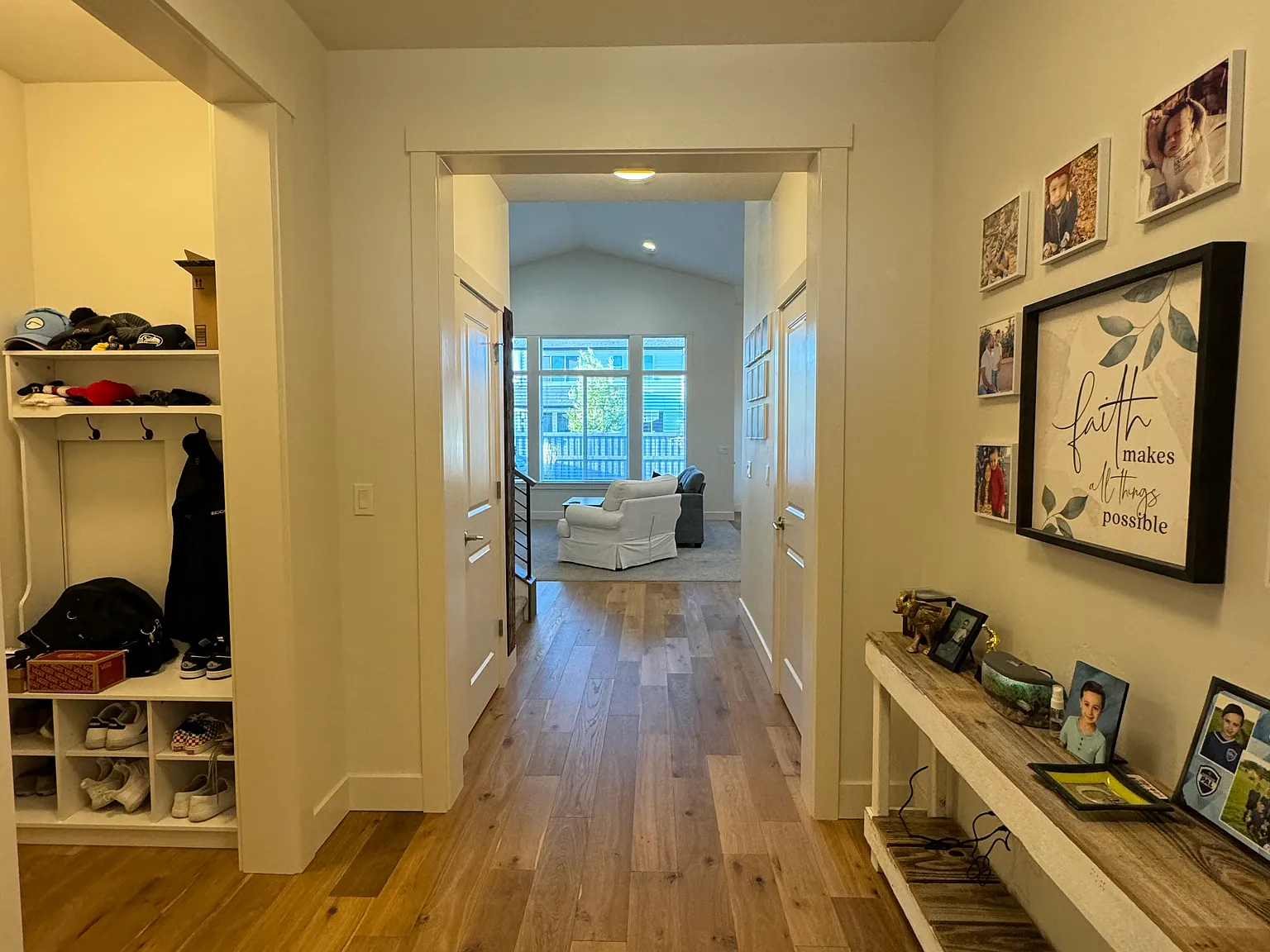 3 bed, 2245 sqft, $2,850 — Photo 3