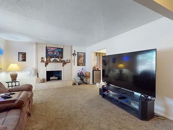 3rd image of 10424 Shannon Pl #A & B