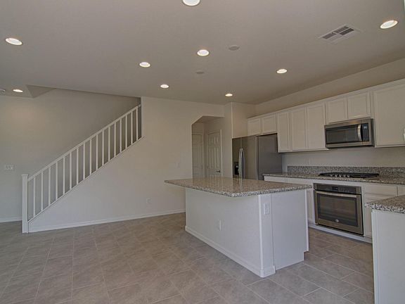 3rd image of 7325 Tunnel View Ct