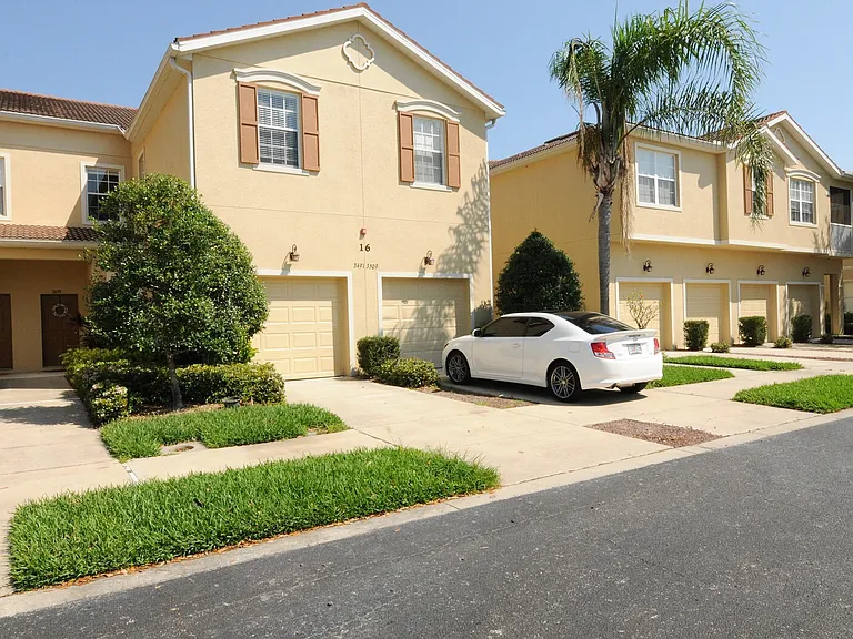 3499 Parkridge Cir #16-103 — Photo 1