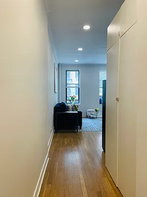 Rented by Taylor Made Brokerage, Inc | media 3