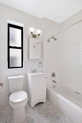 Rented by Living New York | media 15