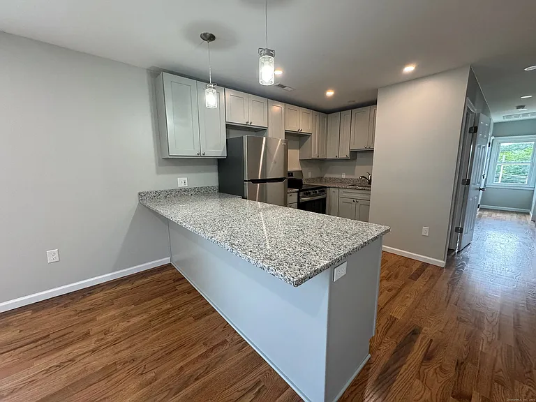 109 Churchill St #3 — Photo 5