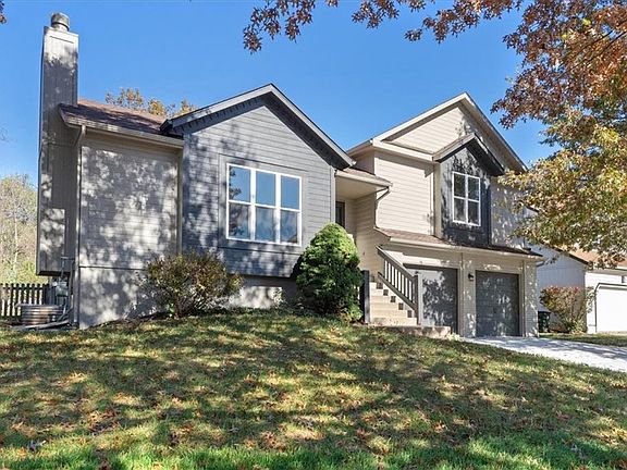3rd image of 6508 W 151st Pl