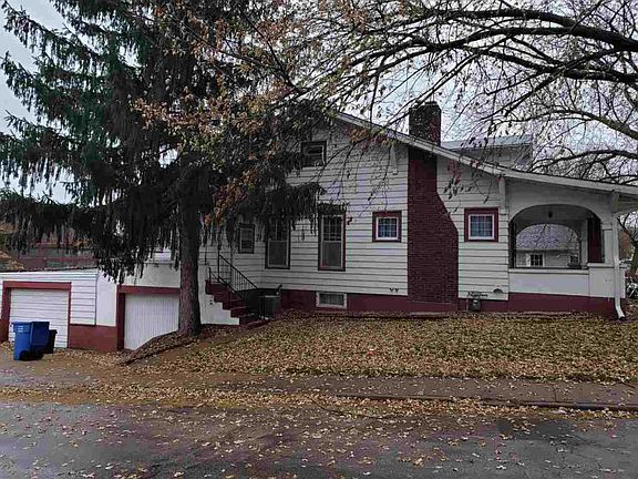 2nd image of 2414 Jones St