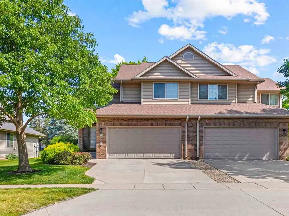 30 E Weston Dr, North Liberty, IA 52317