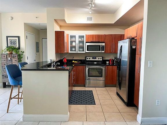 4th image of 3232 Coral Way APT 703