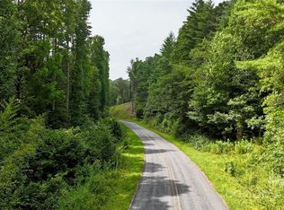 377 Jake Taylor Rd, Murphy, NC 28906