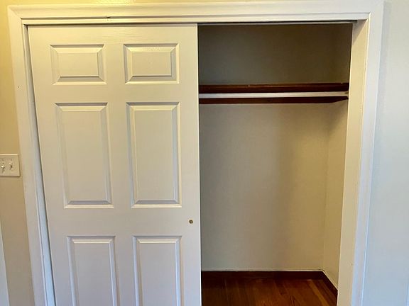 5th image of 580 Bridge St #33T