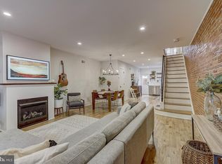 932 Greenwich St, Philadelphia, PA 19147