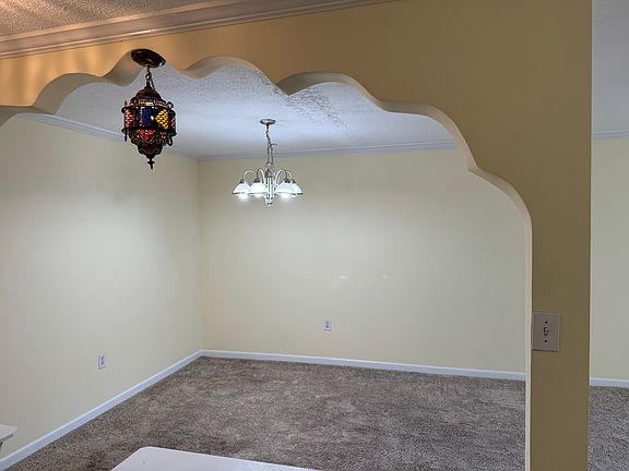 2nd image of 7420 Lakeview Dr APT 207