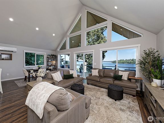 4th image of 371 SE Kamilche Shores Road
