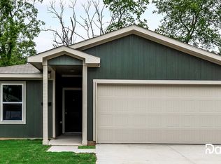 4908 Harlem St, Fort Worth, TX 76105